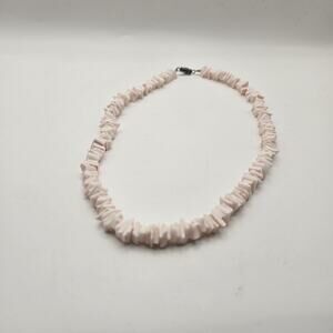 Pink Shell Chip Choker Collar Necklace Barrel Closure 90s Y2K Preppy